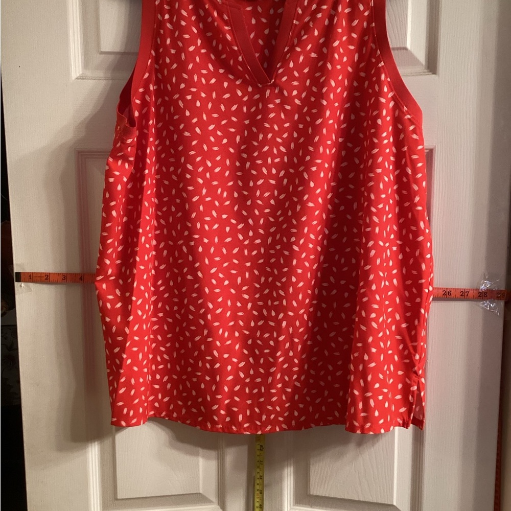 Chico's Zenergy Red and White Sleeveless Blouse